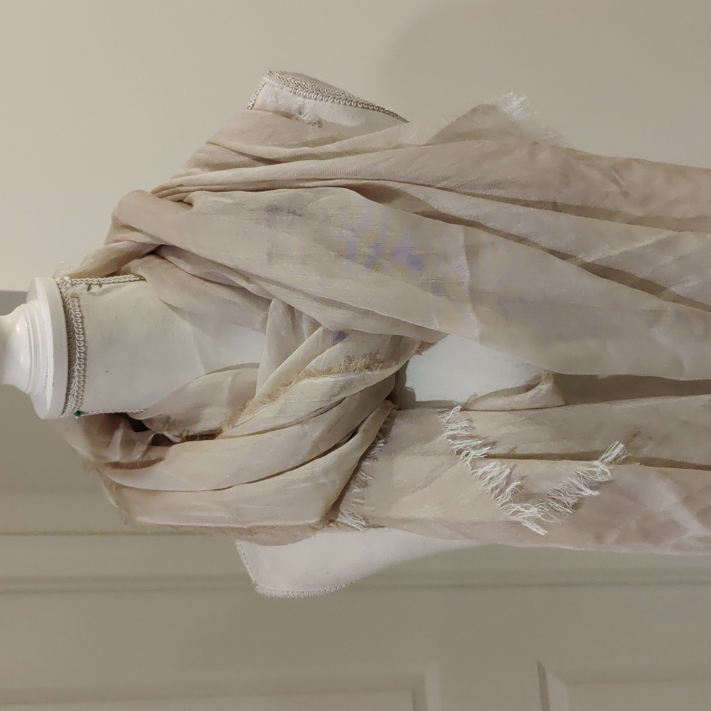 Modal & Silk Scarf Nordstrom Elegant Wrap Chic Beige Sand Scarf LightweCross-dye - Picture 3 of 6